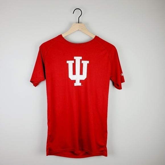 Champion red IU short sleeve small